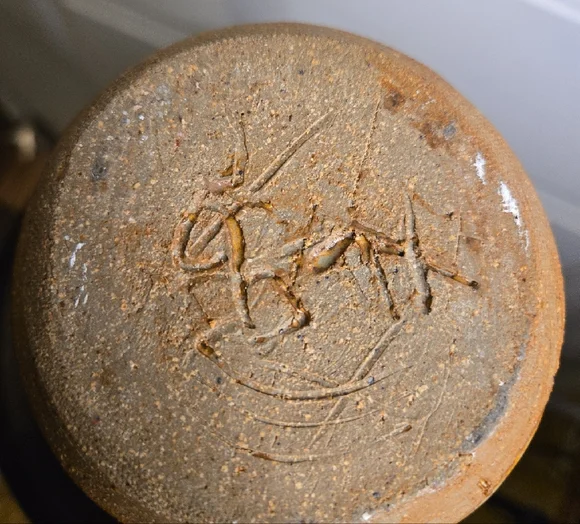 Handcrafted Signed Studio Pottery Ceramic Wabisabi Vase in Beige and Blue - Picture 12 of 13